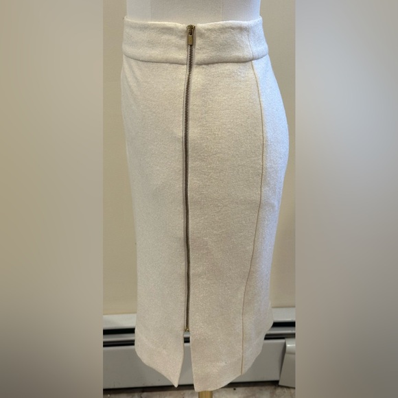 Banana Republic Cream Wool/Polyester Gold Zips Off & On Skirt Fully Lined Sz 4. - Picture 2 of 14